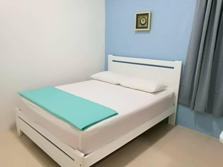 Holiday home Santorini 4 Bedrooms Full Air Cond Entire By Grab A *